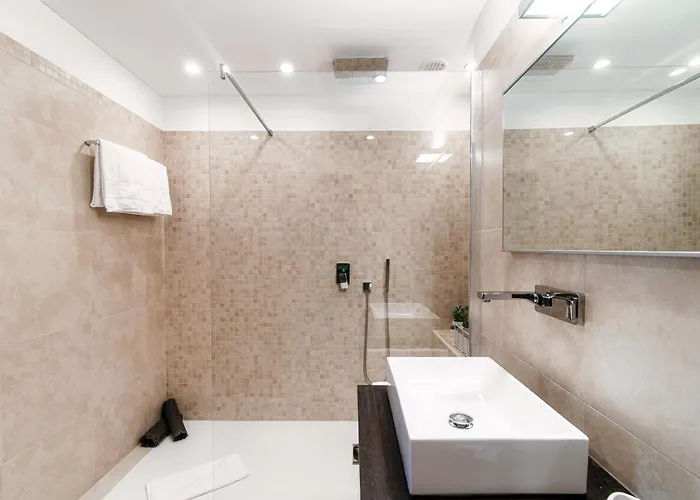 Apartment The By Quokka 360 - Next To Lido Di *